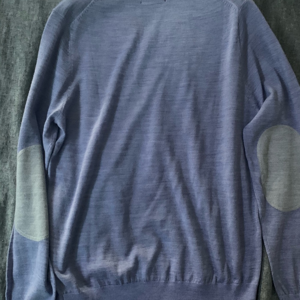 Sweater - Picture 2 of 3